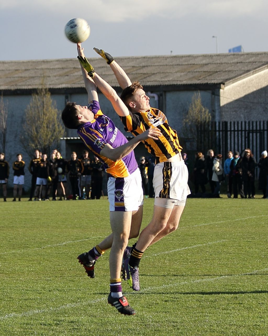 AFl 1 v Naomh Mearnóg