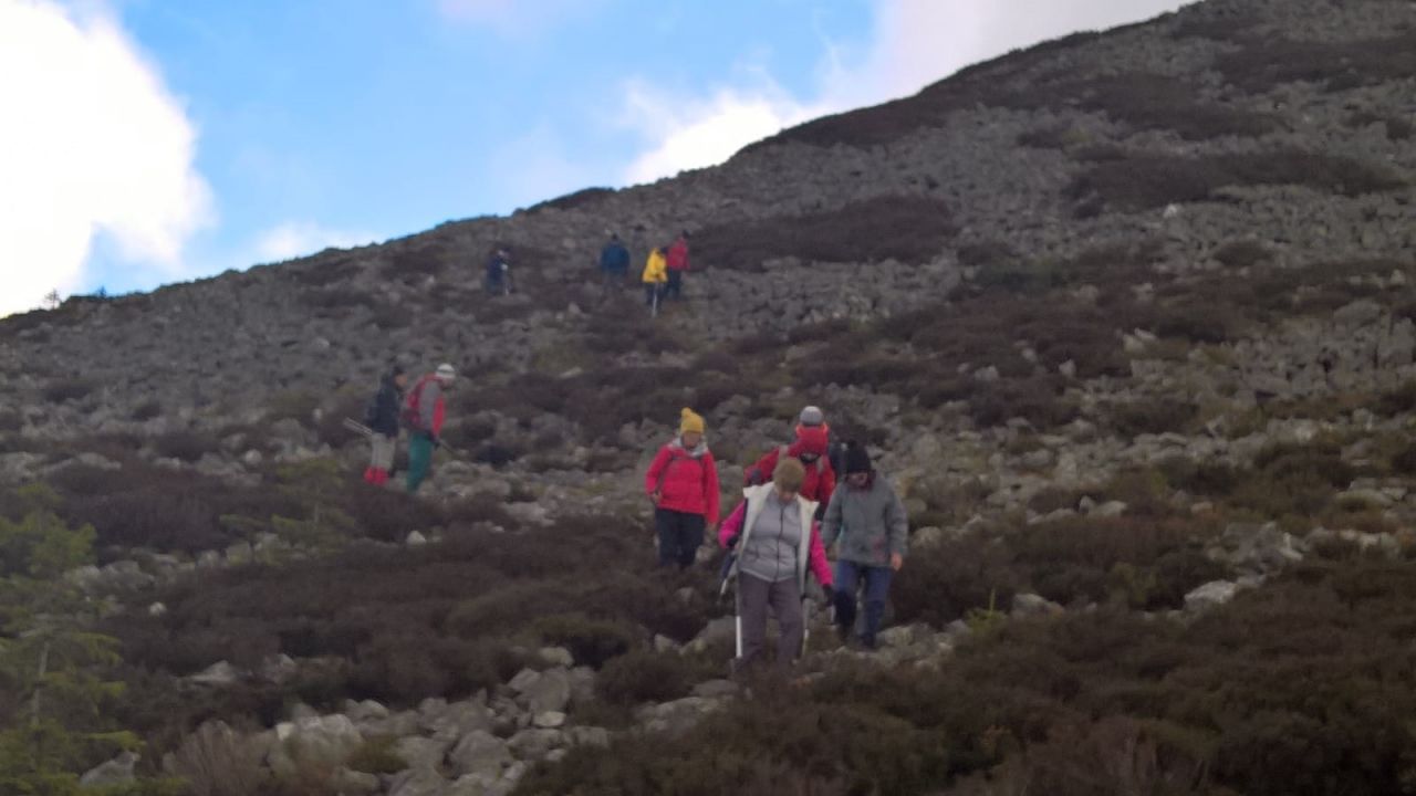 Kickstart Hillwalkers enjoy a sweet (sorry) walk up Great Sugarloaf