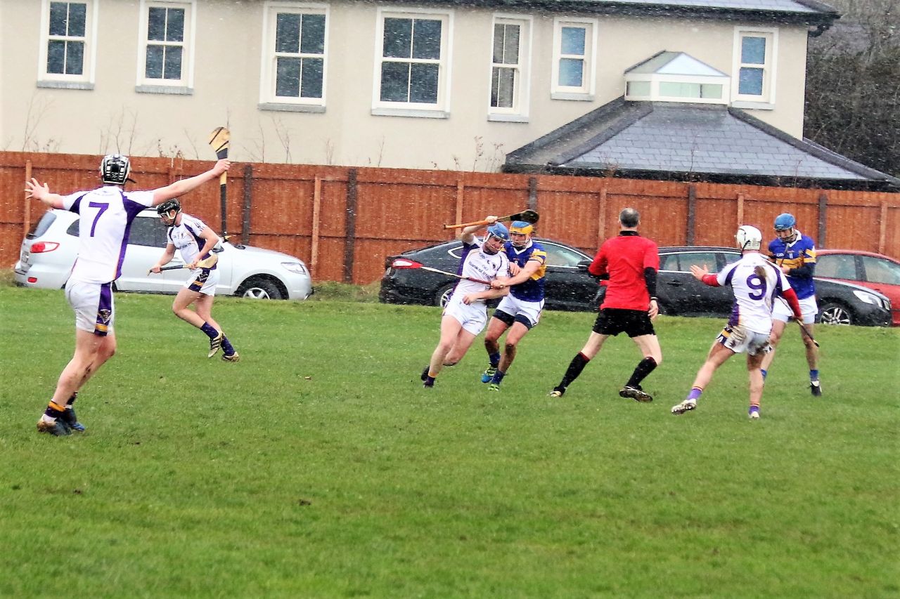 Senior ‘B’ Hurler’s dig deep to beat Castleknock  in League