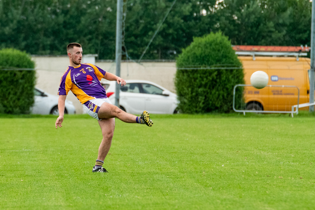 Junior4 Adult Football  Championship Kilmacud Crokes  V Erins Isle