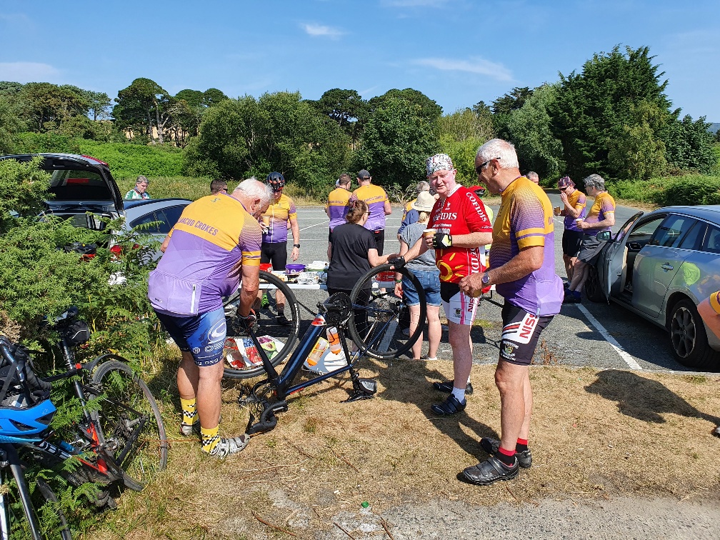 KCWheelers Fund Raising Cycle to Brittas Bay in Support of Laura Lynn