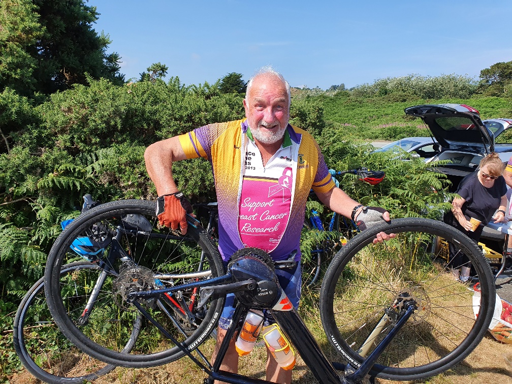 KCWheelers Fund Raising Cycle to Brittas Bay in Support of Laura Lynn