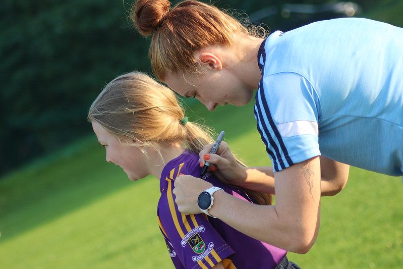 Lauren Magee visits under 10's Ladies Football & Camogie