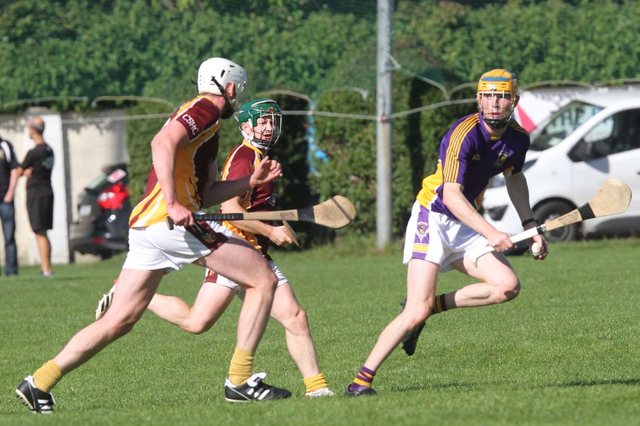 Junior B hurlers draw with Civil Service