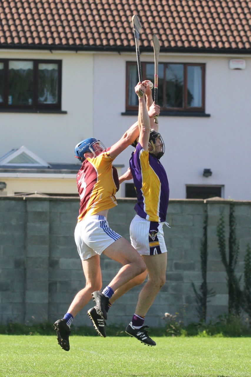 Junior B hurlers draw with Civil Service