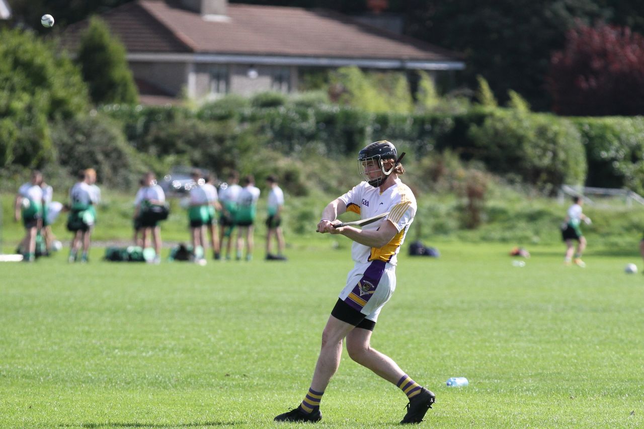 Junior B hurlers draw with Civil Service