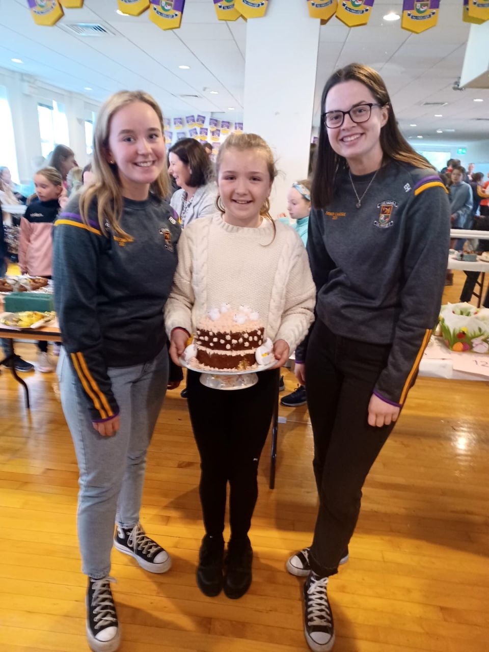 U11's Ladies Football and Camogie hosted "The Great Irish Bake Off" for Temple Street