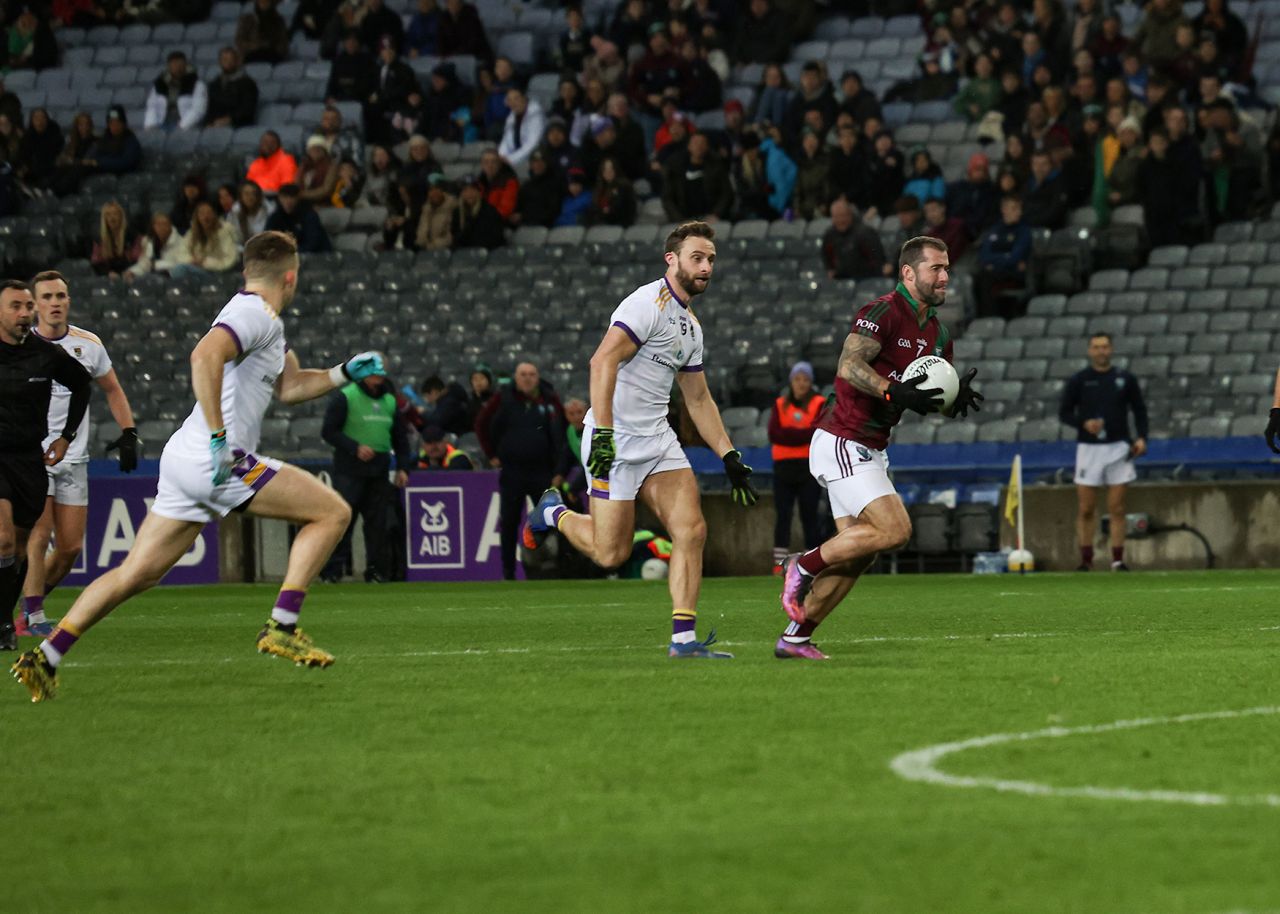 Kilmacud Crokes Overcome Portarlington to reach back to back Leinster Club Final 