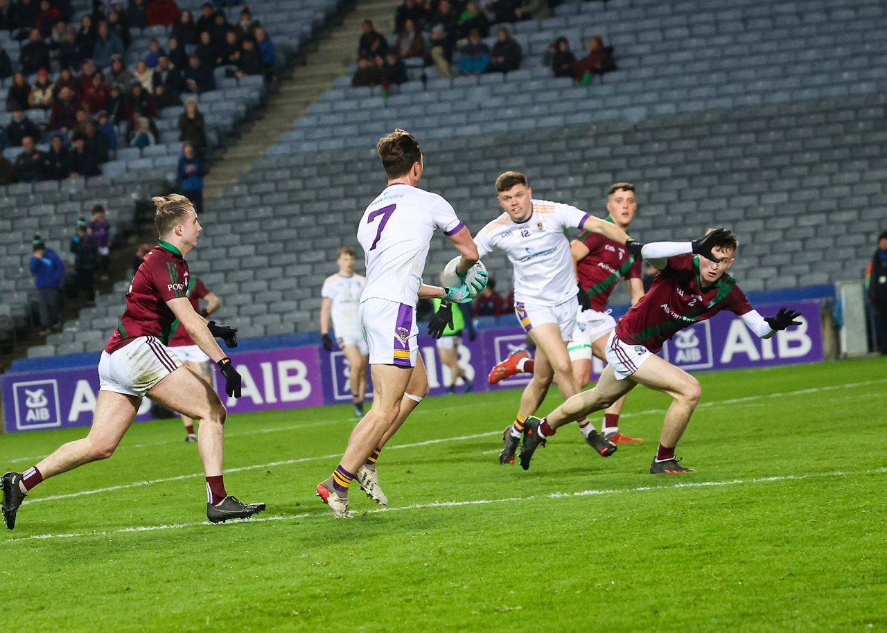 Kilmacud Crokes Overcome Portarlington to reach back to back Leinster Club Final 