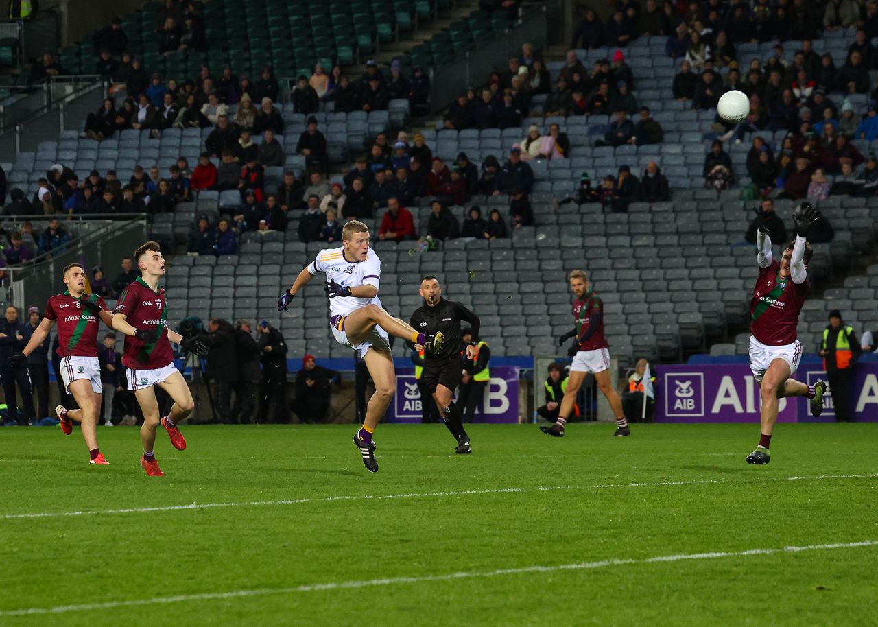 Kilmacud Crokes Overcome Portarlington to reach back to back Leinster Club Final 