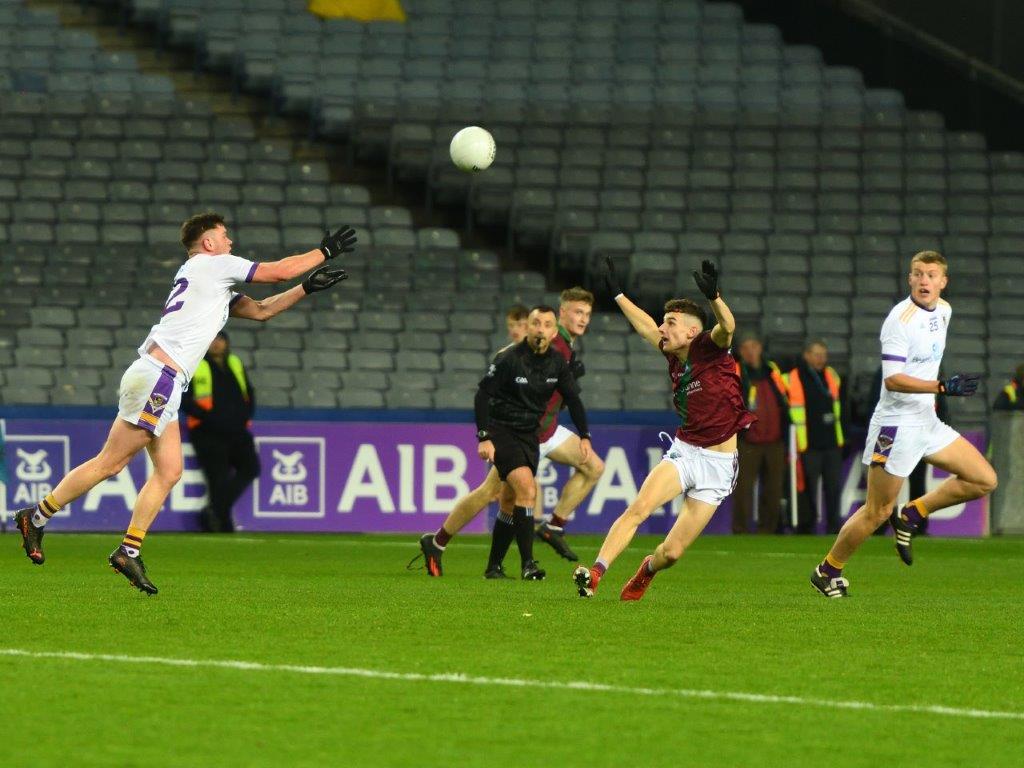 Kilmacud Crokes Overcome Portarlington to reach back to back Leinster Club Finals