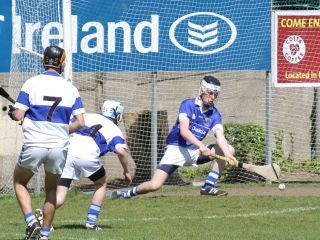 MHL1 action v St. Vincents (photo by Diarmuid O Gallchobhair)