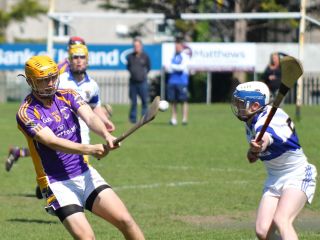 MHL1 action v St. Vincents (photo by Diarmuid O Gallchobhair)