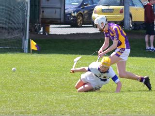 MHL1 action v St. Vincents (photo by Diarmuid O Gallchobhair)