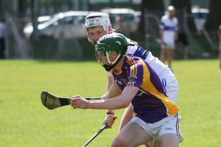 MHL1 action v St. Vincents (photo by Steven Dagg)