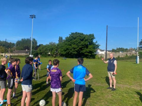 AFL 1/2 Coaching our Under age players